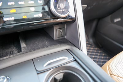 2026 Land Rover Discovery Gemini Edition