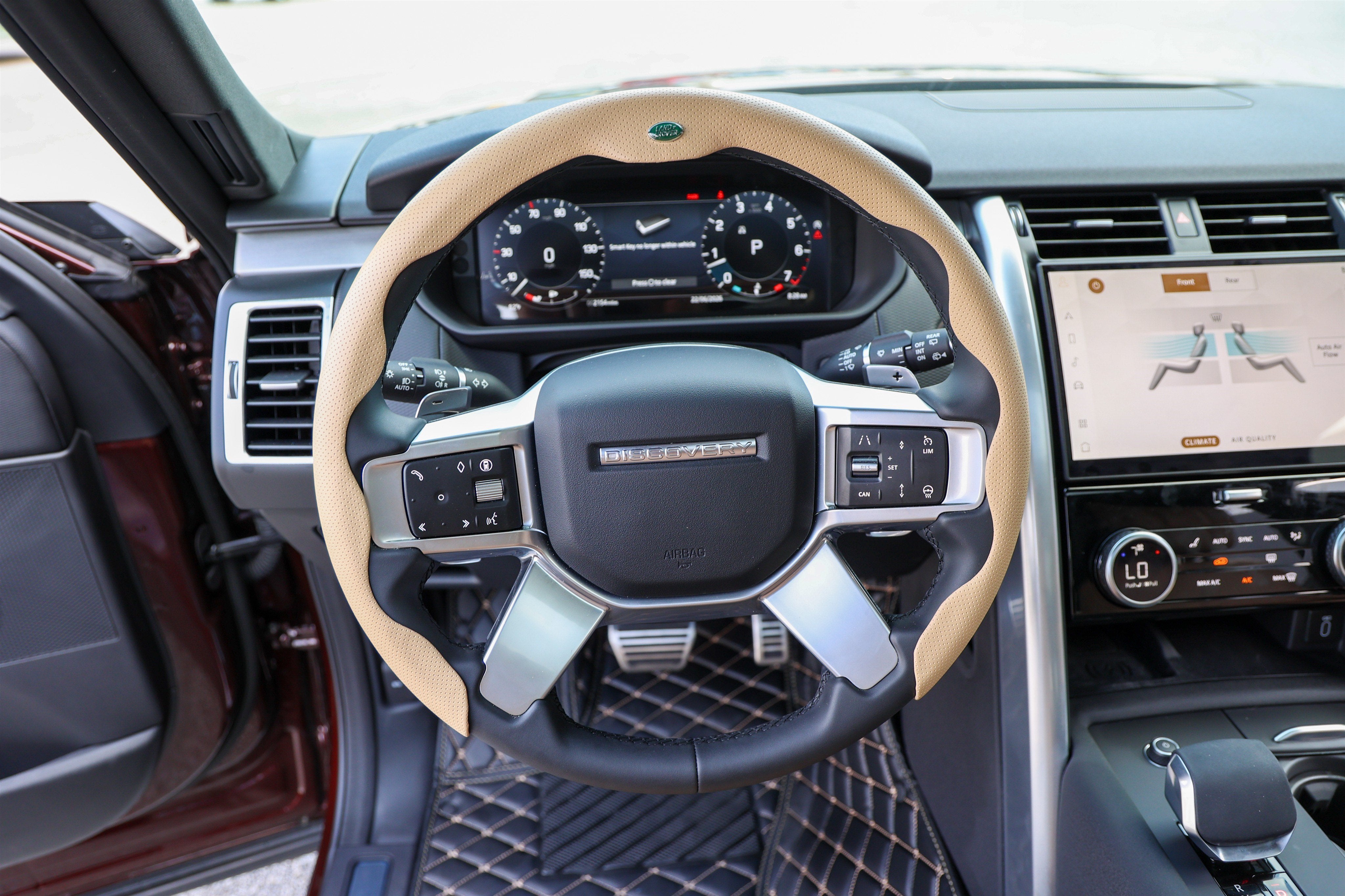 2026 Land Rover Discovery Gemini Edition