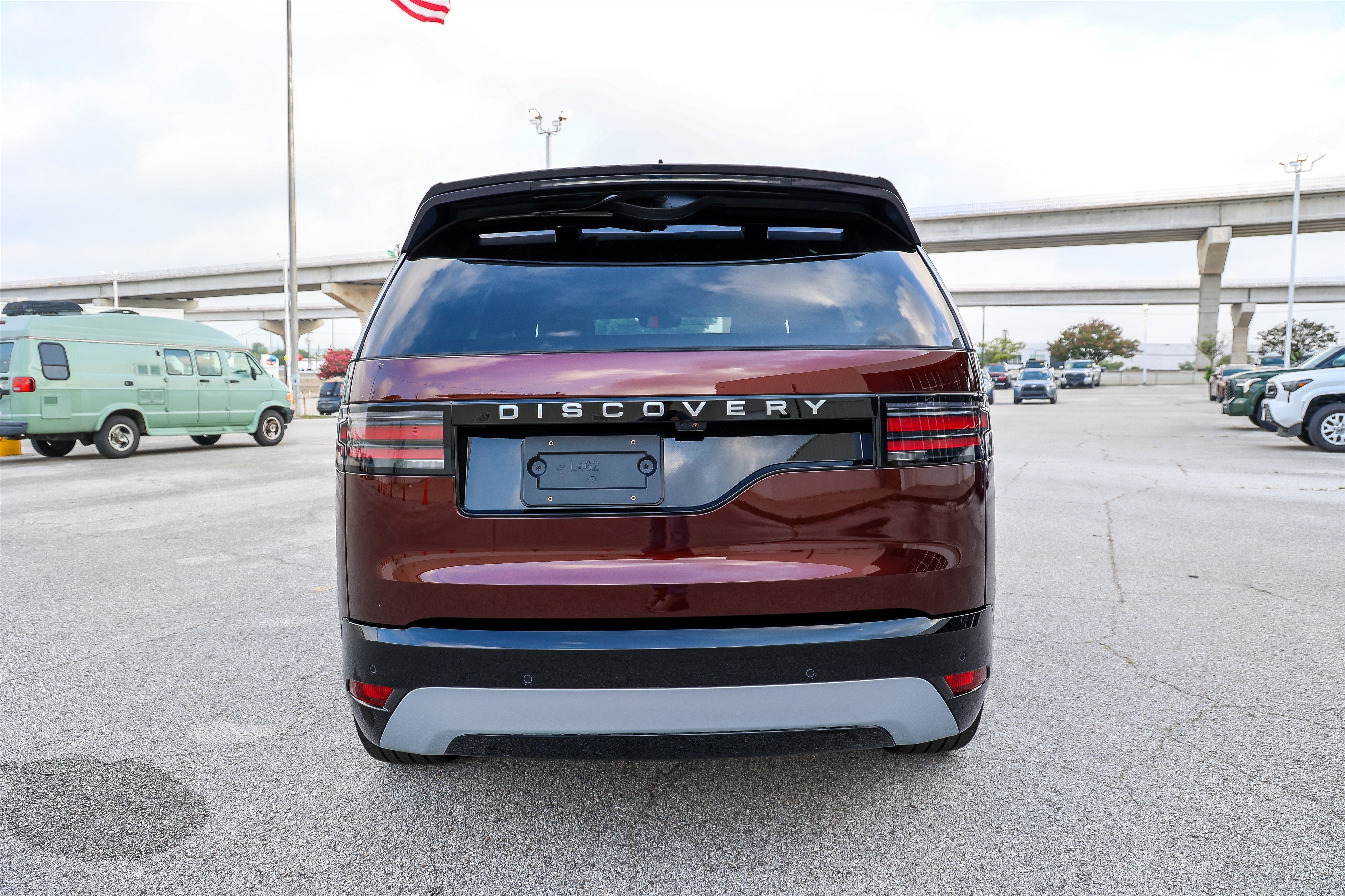 2026 Land Rover Discovery Gemini Edition
