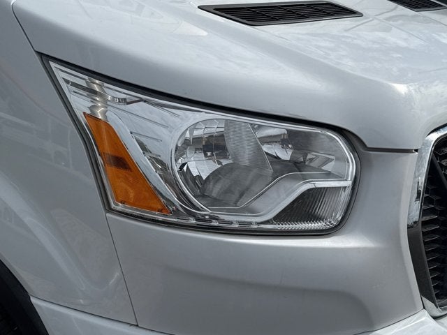 2021 Ford Transit Passenger Wagon XLT