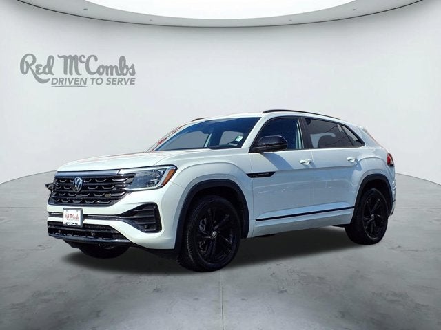 2025 Volkswagen Atlas Cross Sport 2.0T SEL R-Line Black