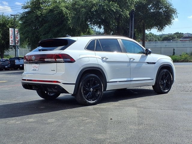 2025 Volkswagen Atlas Cross Sport 2.0T SEL R-Line Black
