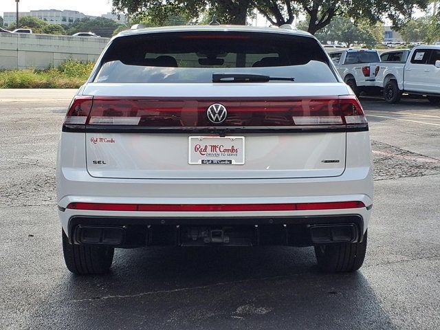 2025 Volkswagen Atlas Cross Sport 2.0T SEL R-Line Black