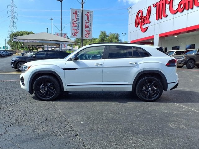2025 Volkswagen Atlas Cross Sport 2.0T SEL R-Line Black