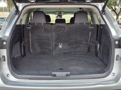 2025 Toyota Highlander LE