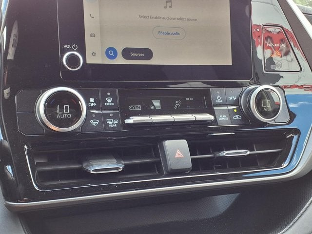 2025 Toyota Highlander LE