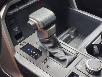 2025 Toyota Tundra 4WD SR5
