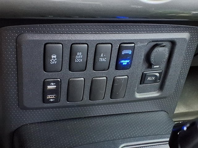 2010 Toyota FJ Cruiser Base