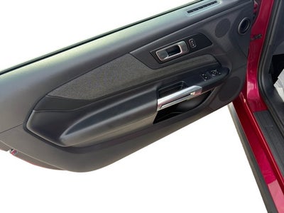 2025 Ford Mustang Base