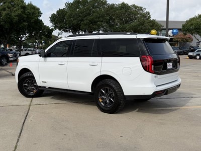 2025 Ford Expedition Tremor®