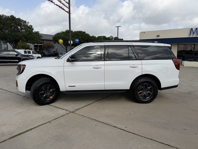 2025 Ford Expedition Tremor®