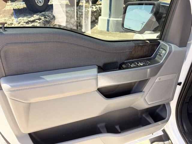 2023 Ford F-150 Lariat®
