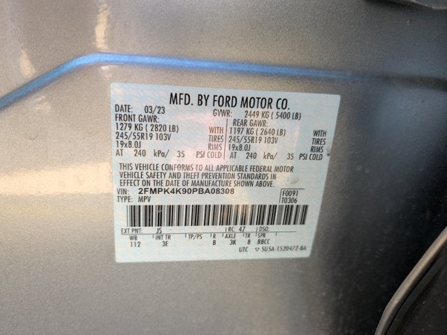 2023 Ford Edge Titanium