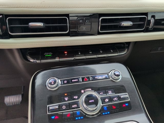 2022 Lincoln Nautilus Black Label
