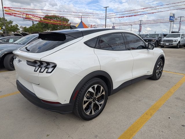 2025 Ford Mustang Mach-E Select