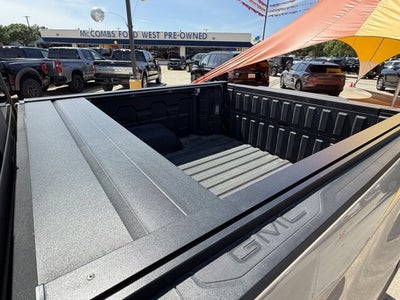 2023 GMC Sierra 1500 AT4X
