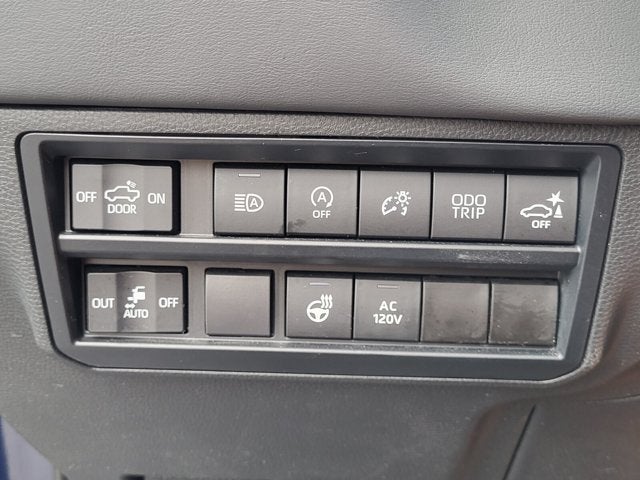 2023 Toyota Tundra 4WD Platinum®
