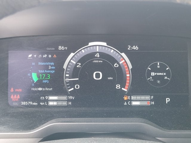 2023 Toyota Tundra 4WD Platinum®