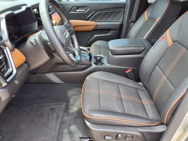 2023 GMC Canyon 4WD AT4