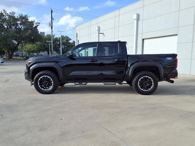 2025 Toyota Tacoma 4WD TRD OFF ROAD HYBR