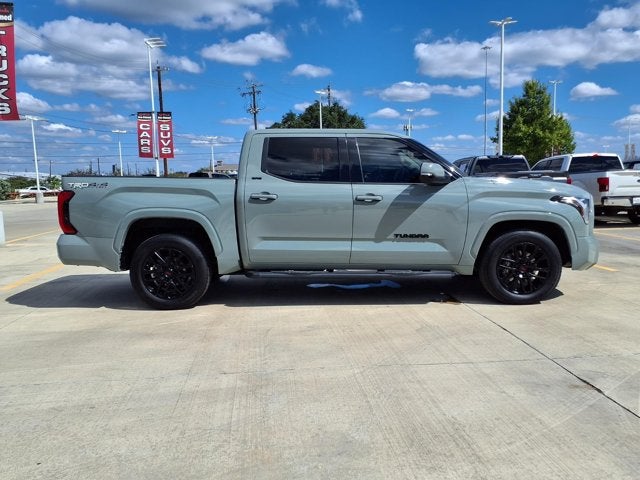 2023 Toyota Tundra 4WD SR5