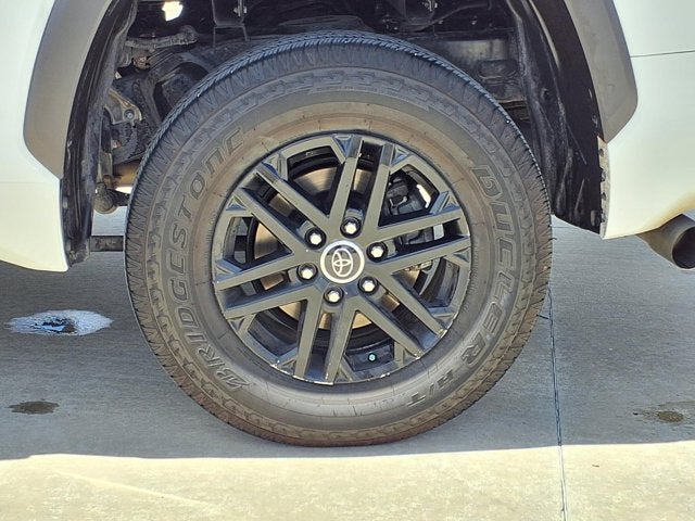 2024 Toyota Tundra 4WD SR5