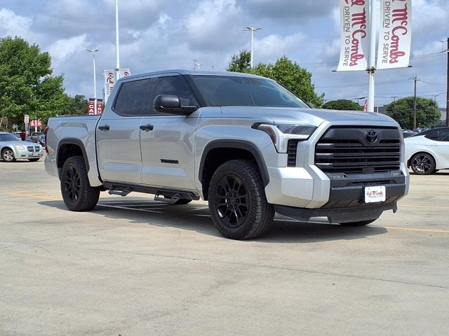 2023 Toyota Tundra 4WD SR5