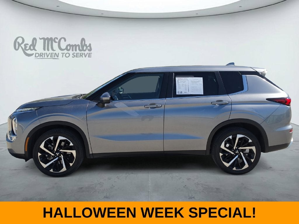 2023 Mitsubishi Outlander SE