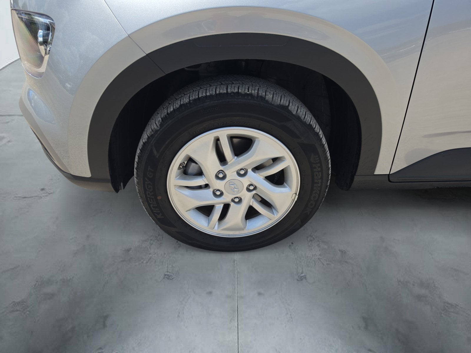 2025 Hyundai Venue SE