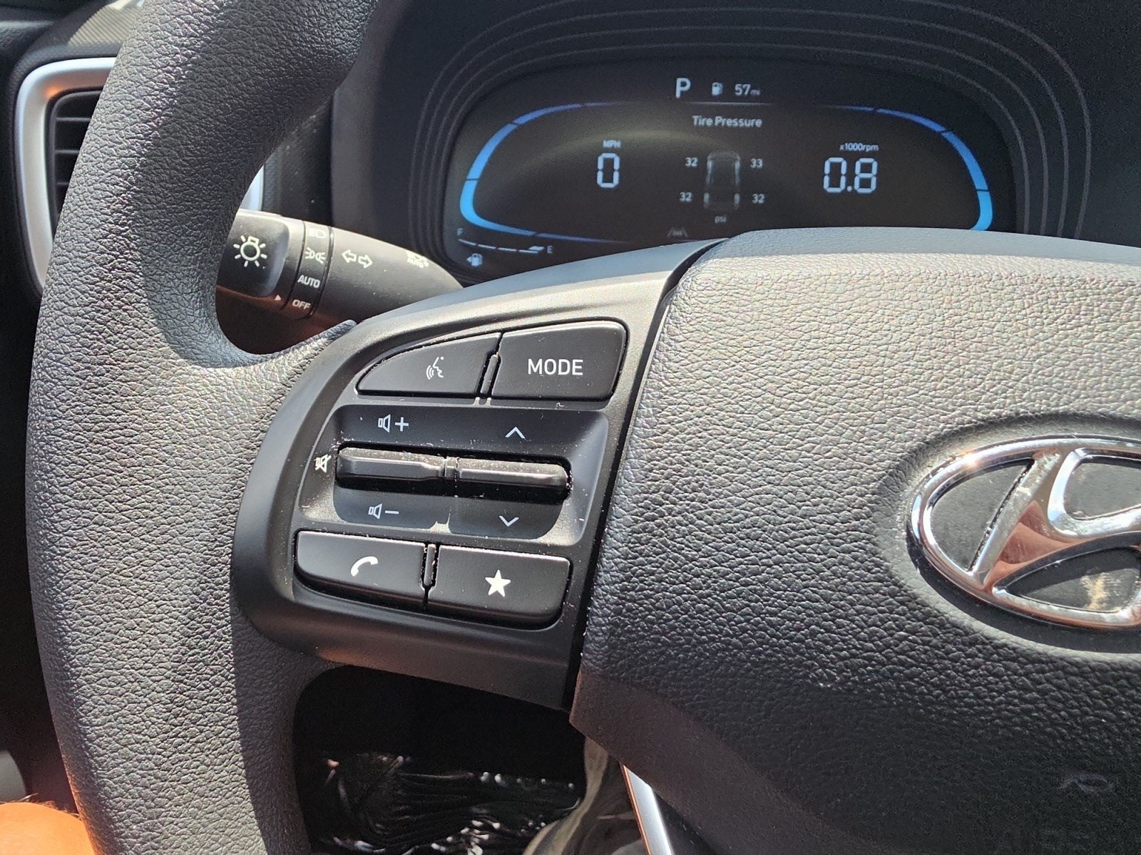 2025 Hyundai Venue SE