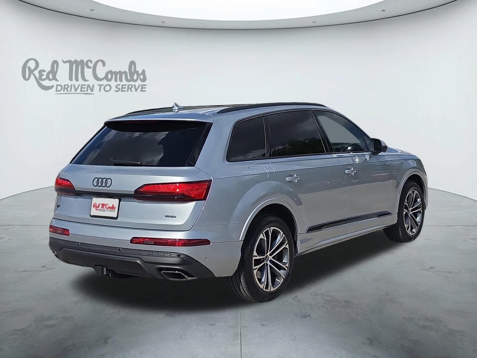 2026 Audi Q7 Premium