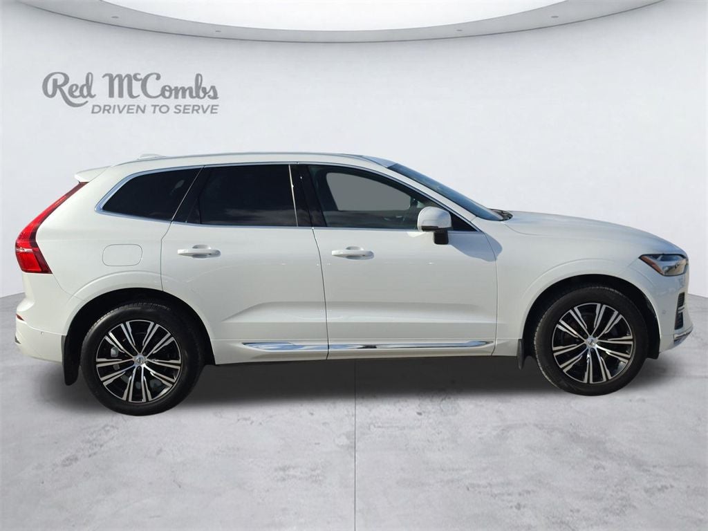 2022 Volvo XC60 B5 Inscription